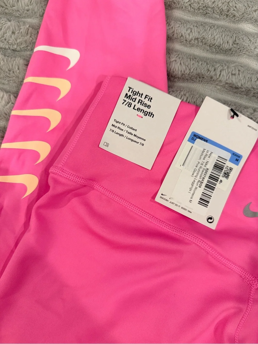 NWT Nike Bright Pink Womens Athletic Leggings with Swoosh Accent - Picture 3 of 3